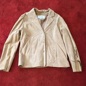 Must go.  Closing in 1 day